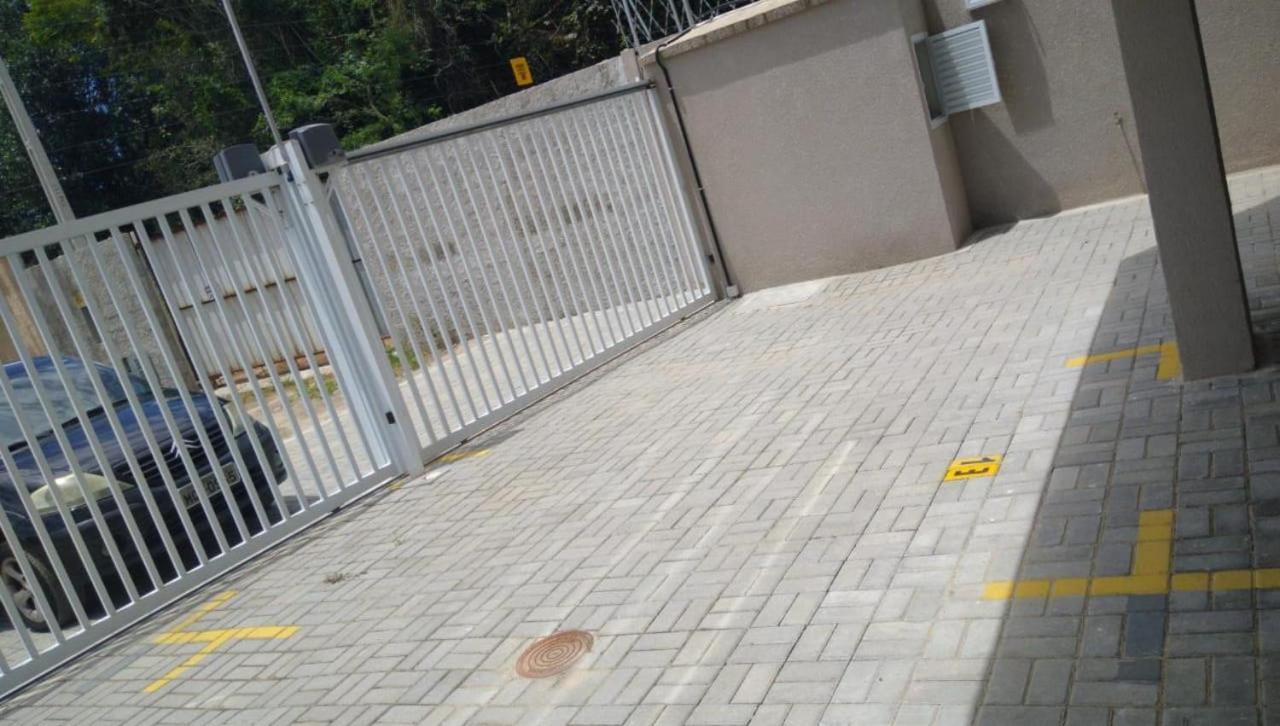- Com Churrasqueira E Piscina Apartment *